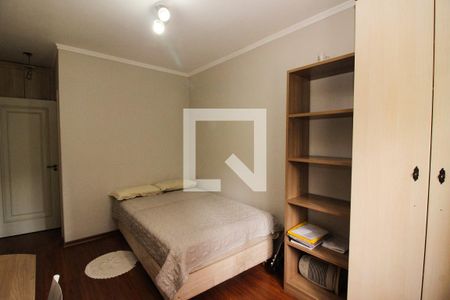 Casa à venda com 178m², 5 quartos e 3 vagasSuíte 4