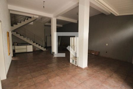 Casa à venda com 178m², 5 quartos e 3 vagasGaragem