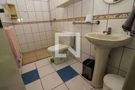 Casa à venda com 178m², 5 quartos e 3 vagasBanheiro de serviço