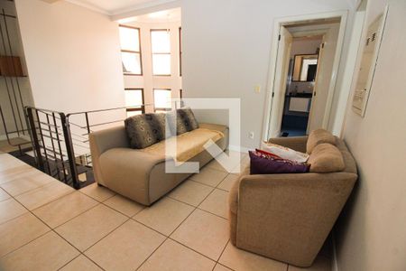 Casa à venda com 178m², 5 quartos e 3 vagasHall