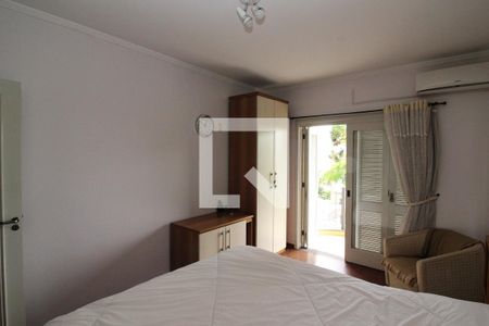 Casa à venda com 178m², 5 quartos e 3 vagasSuíte 1