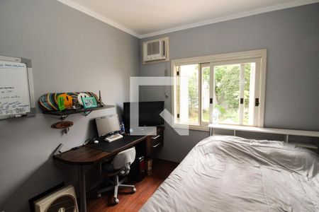 Casa à venda com 178m², 5 quartos e 3 vagasSuíte 3