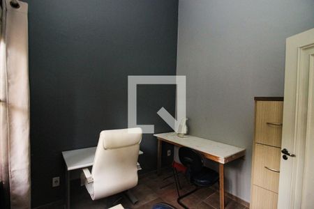 Casa à venda com 178m², 5 quartos e 3 vagasEscritório 2