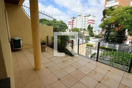 Casa à venda com 178m², 5 quartos e 3 vagasTerraço