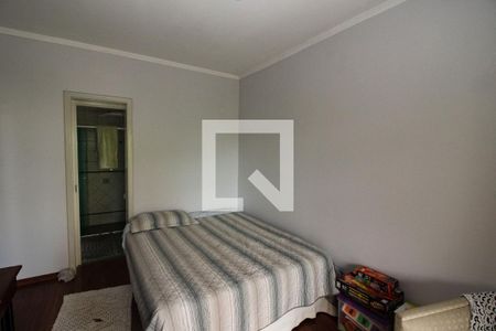 Casa à venda com 178m², 5 quartos e 3 vagasSuíte 2