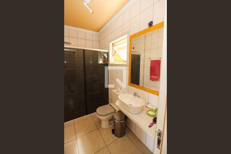 Casa à venda com 178m², 5 quartos e 3 vagasBanheiro Social