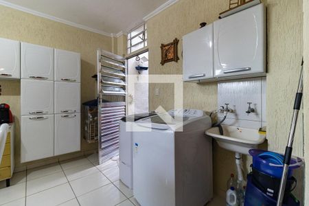 Casa à venda com 173m², 4 quartos e 2 vagasLavanderia da Casa 2