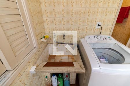 Casa à venda com 173m², 4 quartos e 2 vagasLavanderia da Casa 1