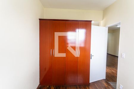 Apartamento para alugar com 65m², 2 quartos e 1 vagaArmário do Quarto 2