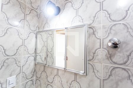 Apartamento para alugar com 65m², 2 quartos e 1 vagaArmário do Banheiro Social