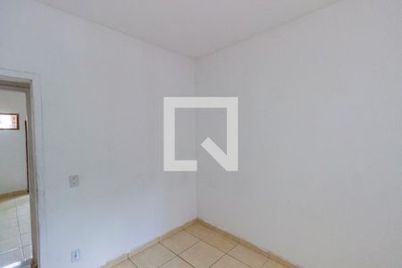 Quarto 1 de casa para alugar com 2 quartos, 55m² em Vila Valqueire, Rio de Janeiro