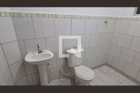 Casa para alugar com 120m², 2 quartos e sem vagaBanheiro