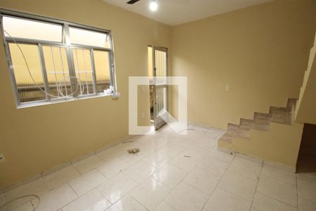 Sala de casa para alugar com 2 quartos, 120m² em Honório Gurgel, Rio de Janeiro