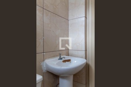 Banheiro  de casa para alugar com 1 quarto, 35m² em Jardim Jaú (zona Leste), São Paulo