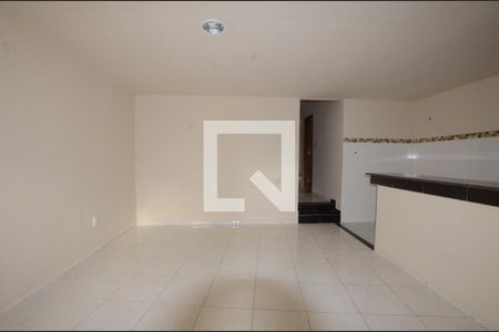 Casa para alugar com 100m², 3 quartos e sem vagaSala