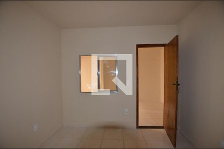 Quarto 2 de casa para alugar com 3 quartos, 100m² em Marechal Hermes, Rio de Janeiro