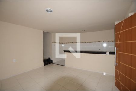 Casa para alugar com 100m², 3 quartos e sem vagaSala