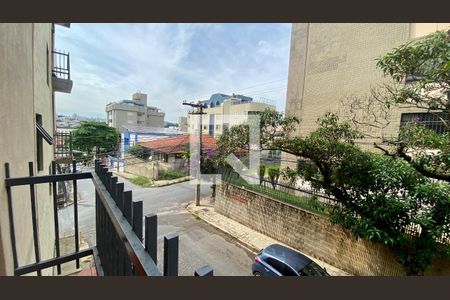 Sala 1 de apartamento para alugar com 3 quartos, 170m² em Coração Eucarístico, Belo Horizonte