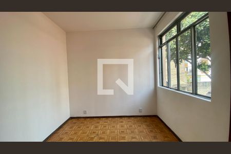 Quarto 1 de apartamento para alugar com 3 quartos, 170m² em Coração Eucarístico, Belo Horizonte