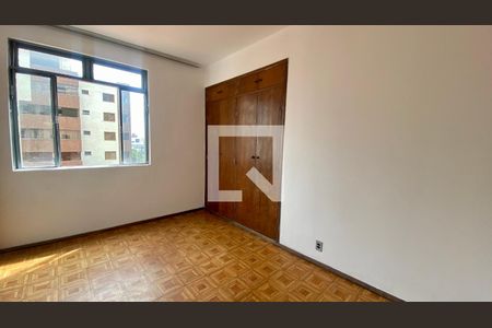 Apartamento para alugar com 170m², 3 quartos e 1 vagaQuarto 3 Suíte