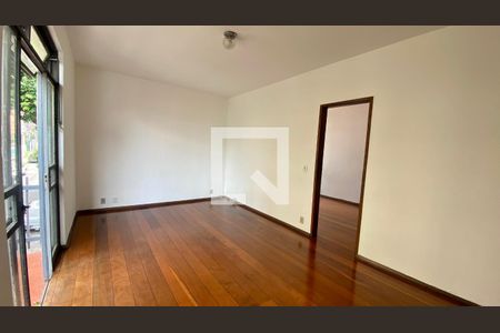 Sala 1 de apartamento para alugar com 3 quartos, 170m² em Coração Eucarístico, Belo Horizonte