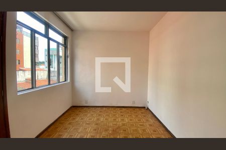 Apartamento para alugar com 170m², 3 quartos e 1 vagaQuarto 2