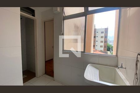 Apartamento para alugar com 170m², 3 quartos e 1 vagaÁrea de Serviço