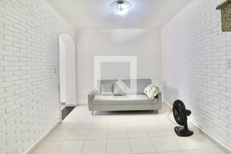 Sala  de casa para alugar com 4 quartos, 270m² em Vila Libanesa, São Paulo