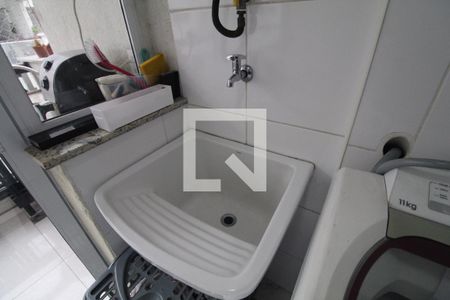 Apartamento à venda com 64m², 2 quartos e 1 vagaÁrea de serviço 