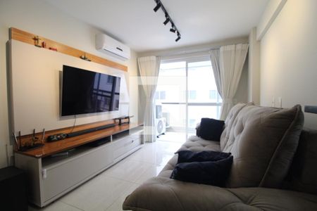 Sala de apartamento à venda com 2 quartos, 64m² em Freguesia, Rio de Janeiro