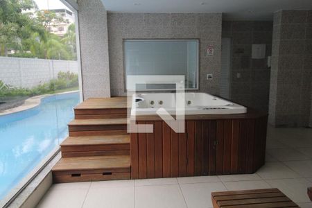 Apartamento à venda com 64m², 2 quartos e 1 vagaÁrea comum 