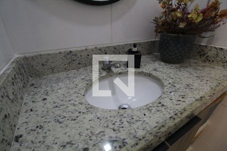 Apartamento à venda com 64m², 2 quartos e 1 vagaBanheiro Social