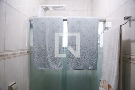 Casa à venda com 128m², 3 quartos e 4 vagasBanheiro da Suíte