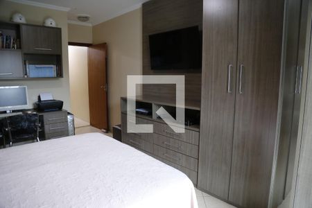 Casa à venda com 128m², 3 quartos e 4 vagasSuíte