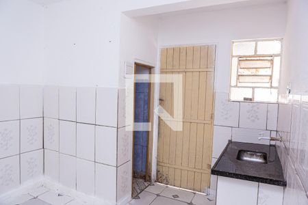 Sala e cozinha de casa para alugar com 1 quarto, 35m² em Jardim Matarazzo, São Paulo