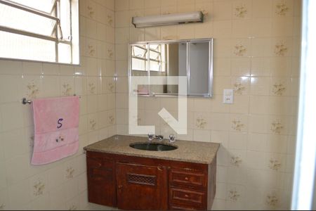 Casa à venda com 110m², 2 quartos e sem vagaBanheiro