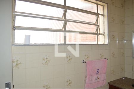 Casa à venda com 110m², 2 quartos e sem vagaBanheiro