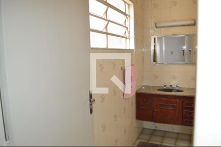 Casa à venda com 110m², 2 quartos e sem vagaBanheiro