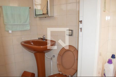 Casa à venda com 110m², 2 quartos e sem vagaBanheiro de serviço