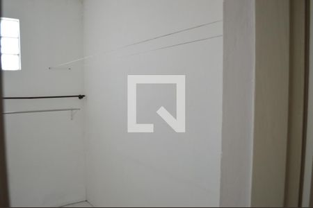 Casa à venda com 110m², 2 quartos e sem vagaCloset
