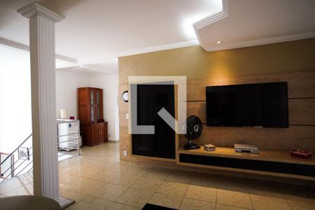 Casa à venda com 570m², 8 quartos e 4 vagas Casa à venda com 570m², 8 quartos e 4 vagasSala 2