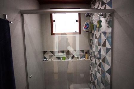 Casa à venda com 570m², 8 quartos e 4 vagas Casa à venda com 570m², 8 quartos e 4 vagasBanheiro casa 2