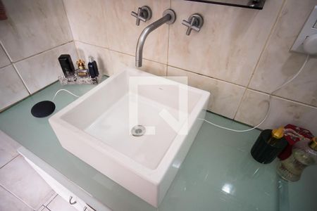 Casa à venda com 570m², 8 quartos e 4 vagas Casa à venda com 570m², 8 quartos e 4 vagasBanheiro do quarto 3