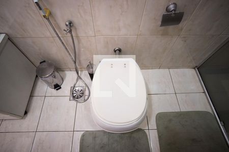 Casa à venda com 570m², 8 quartos e 4 vagas Casa à venda com 570m², 8 quartos e 4 vagasBanheiro do quarto 3