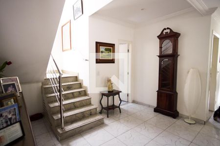 Sala 1 de casa à venda com 8 quartos, 570m² em Bandeirantes (pampulha), Belo Horizonte