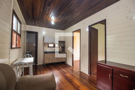 Sala/Cozinha de casa para alugar com 2 quartos, 29m² em Nonoai, Porto Alegre