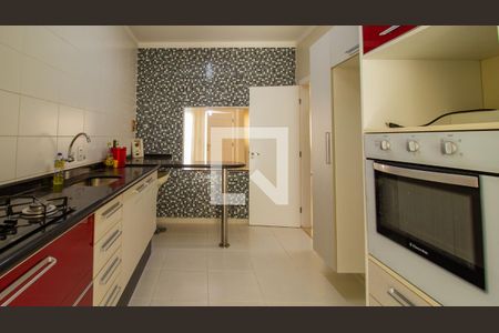 Casa de condomínio para alugar com 120m², 3 quartos e 2 vagasCozinha