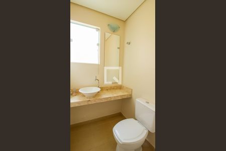 Casa de condomínio para alugar com 120m², 3 quartos e 2 vagasLavabo