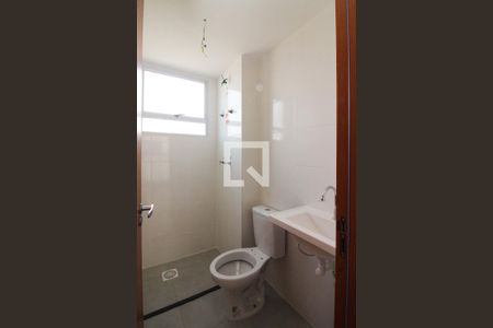 Apartamento para alugar com 48m², 2 quartos e 1 vaga Apartamento para alugar com 48m², 2 quartos e 1 vagaBanheiro