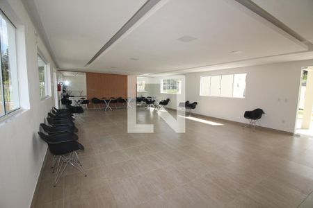 Apartamento para alugar com 48m², 2 quartos e 1 vaga Apartamento para alugar com 48m², 2 quartos e 1 vagaÁrea comum - Salão de festas